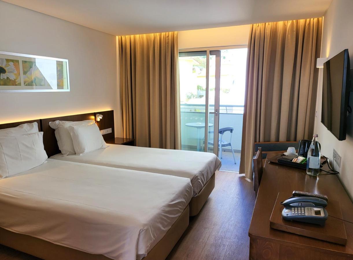קאניקו Hotel Roca Mar מראה חיצוני תמונה