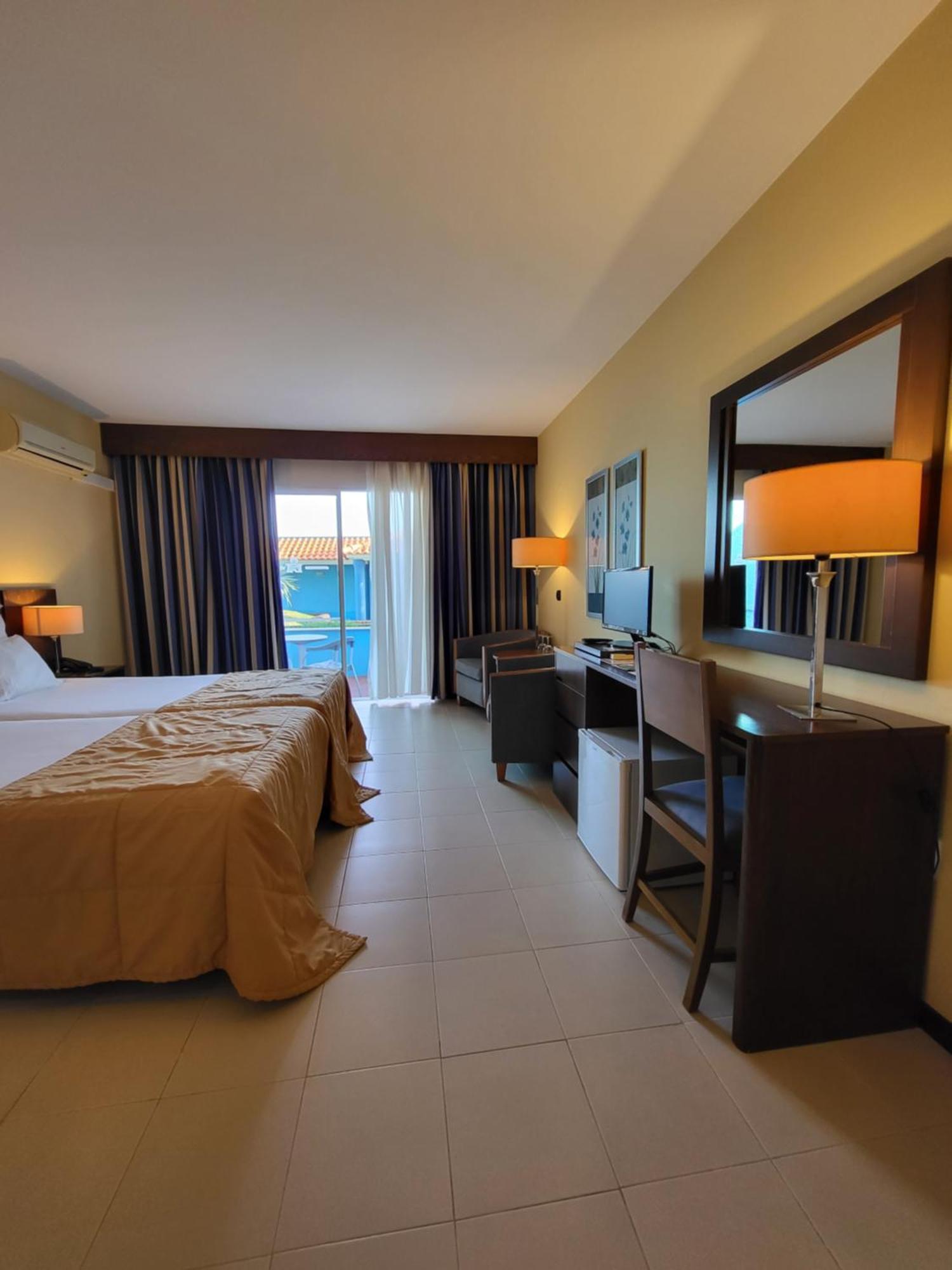 קאניקו Hotel Roca Mar מראה חיצוני תמונה