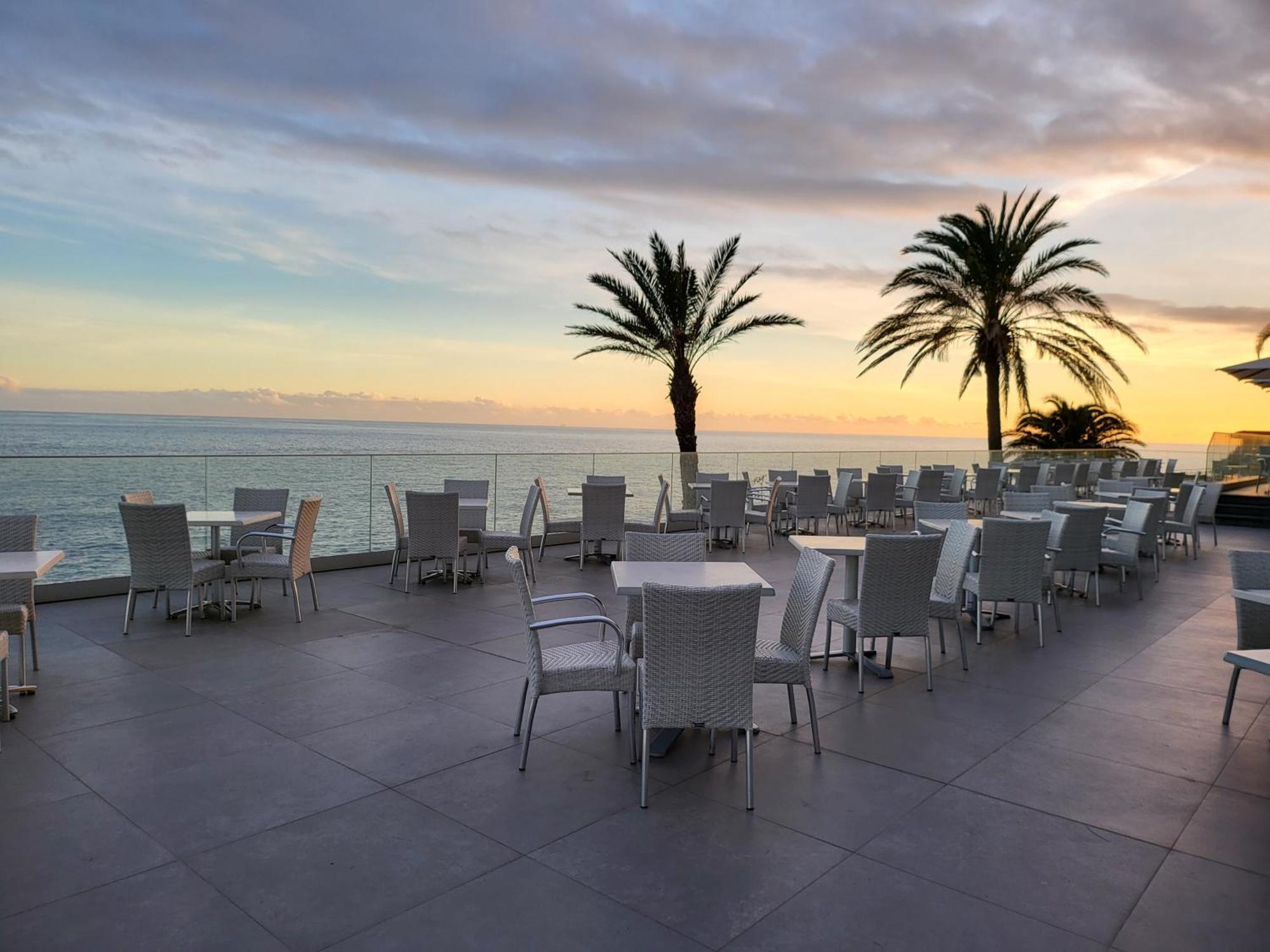 קאניקו Hotel Roca Mar מראה חיצוני תמונה